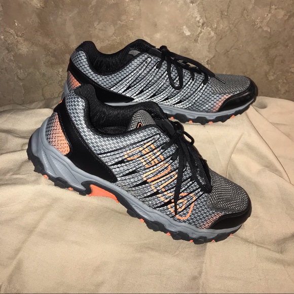 fila grey and orange shoes